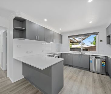 55 O'Halloran Circuit, Kambah ACT 2902 - House For Rent | Domain - Photo 2