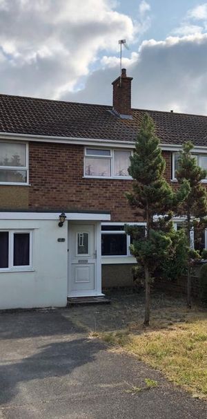 5 bedroom semi-detached house to rent - Photo 1