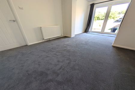 Somerset Avenue, SO18 - Photo 4