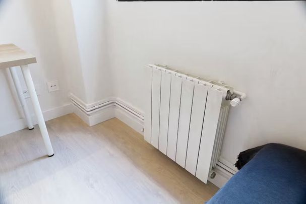 Avinguda de lOest, Valencia, Valencian Community 46001 - Photo 1