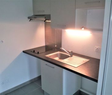 Location Appartement 2 pièces 42m² SORGUES 84700 - Photo 3