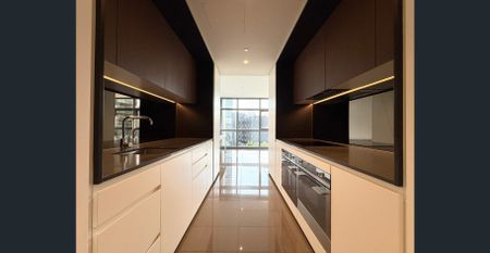 $1,400 per week - Photo 4