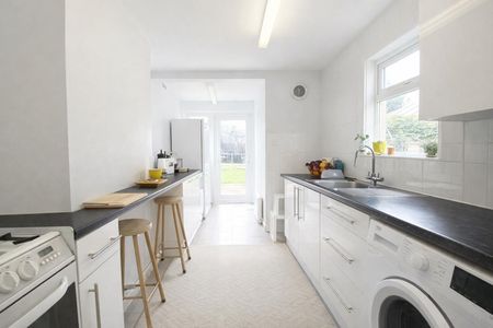 Lyndhurst Road, Worthing - Photo 5