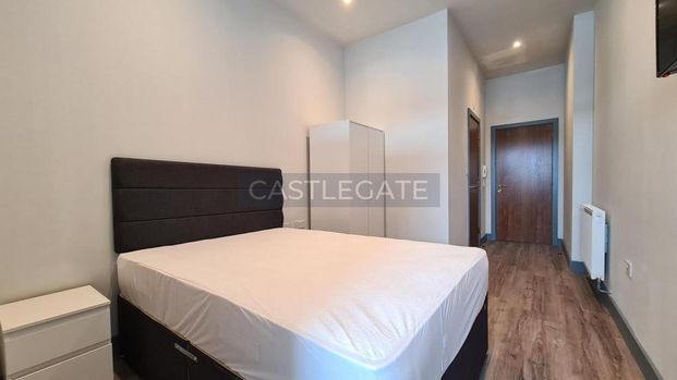 Studio to rent - Photo 1