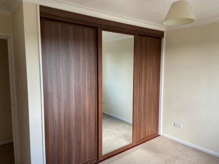 2 bedroom apartment to rent - Photo 2