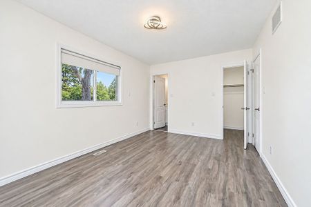 For Lease - 195 Vodden Street Unit# Main, Brampton, Ontario - Photo 4