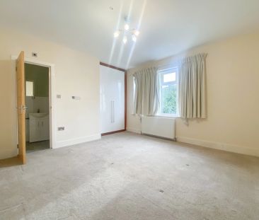 Room To Let - Photo 4