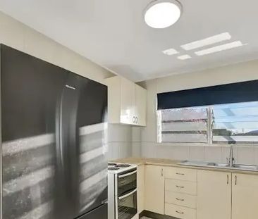 5 Eckhoff St, Heatley QLD 4814 - House For Rent | Domain - Photo 4