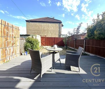 4 bedroom terraced house to rent - Photo 6