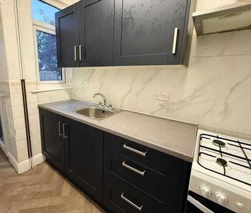 Robinia Avenue, Northfleet, Gravesend, DA11 - Photo 2