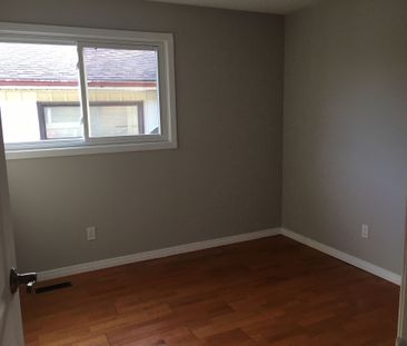 For Lease - 174 Beech Street, Brampton, Ontario - Photo 4