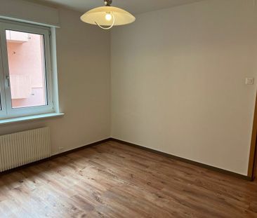 Charmant appartement de 3,5 pièces dans la vieille ville - Foto 3