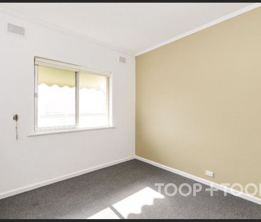 Stunning Apartment Seaviews - Photo 4