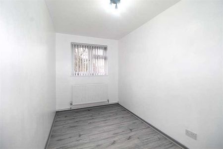 Mulberry Close, Broxbourne, EN10 - Photo 2