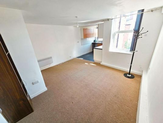 3 bedroom flat to rent - Photo 1