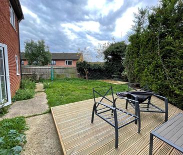 1 bedroom in a house share to rent - Photo 4