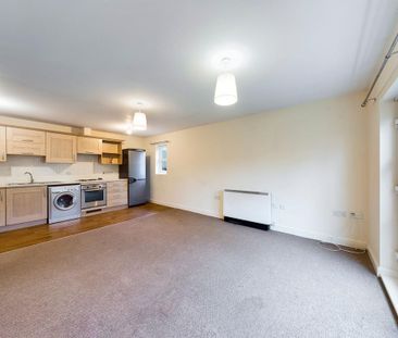 2 bedroom flat to rent - Photo 4