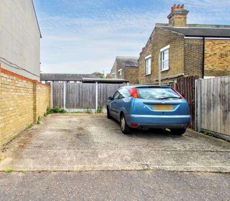 Hamlet Road, Southend-on-sea, SS1 - Photo 2