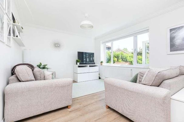 Tadden Walk, Broadstone, Dorset, BH18 - Photo 1