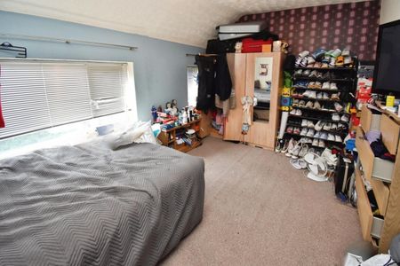 2 bedroom House To Let - Photo 3