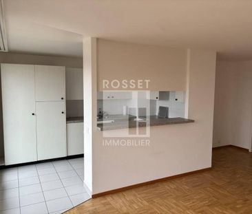Appartement en attique au 9ème étage avec vue dégagée - Foto 3
