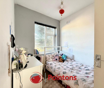 3 bedroom end of terrace house to rent - Photo 5