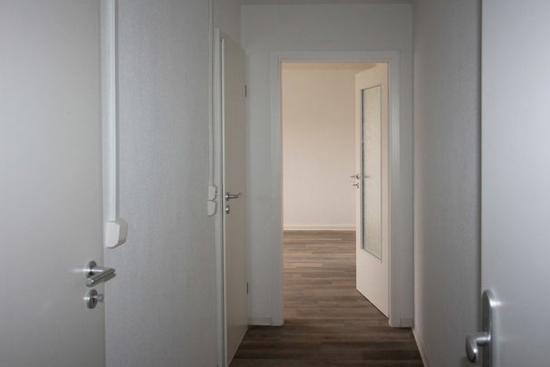 2-Raum-Wohnung im Stadtzentrum Geras mit Aufzug, Balkon und Dusche - Foto 1