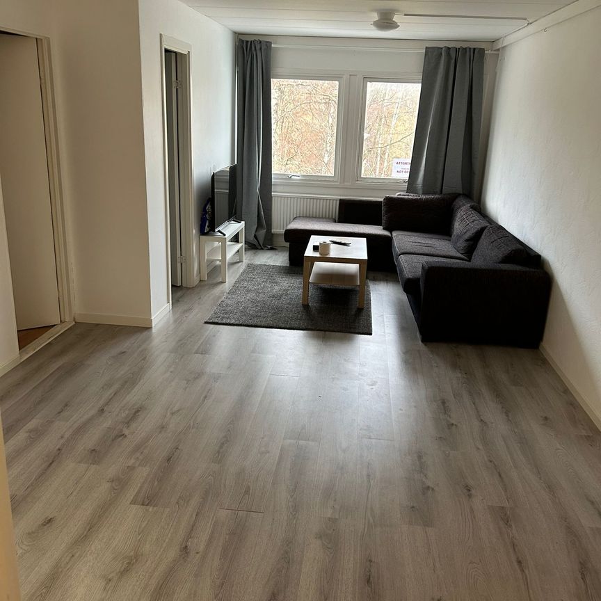 Västerslänt, Angered - Foto 1