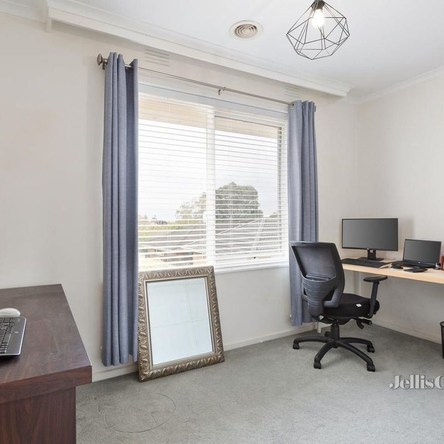 An On-Trend North Facing Number - Photo 1