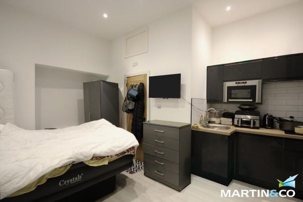 Studio to rent - Photo 1