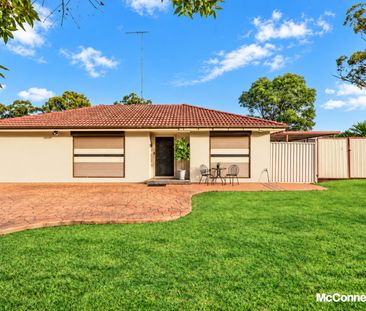 Comfortable Family Living with Expansive Backyard - Photo 5