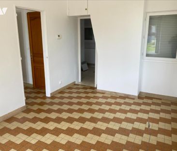 SAINT JEAN DU CARDONNAY - maison individuelle avec jardin - Photo 4