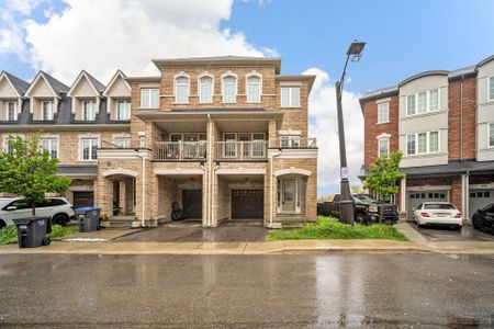 For Lease - 26 Miami Grove, Brampton, Ontario - Photo 2