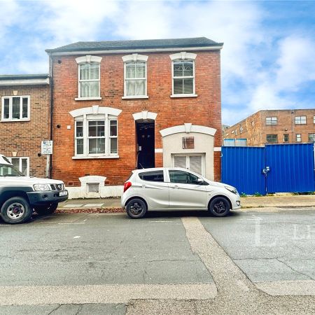 1 bedroom studio to rent Collingdon Street, Luton, Bedfordshire, LU1 - Photo 3