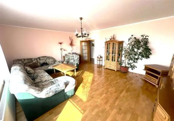 Pronájem bytu 4KK s lodžií 91 m - Photo 1