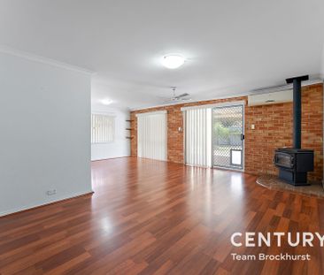 Perfect Family Entertainer with a Pool! - Photo 4