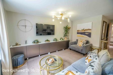 Flat 6, Crescent Court off Blossom Street - Photo 3