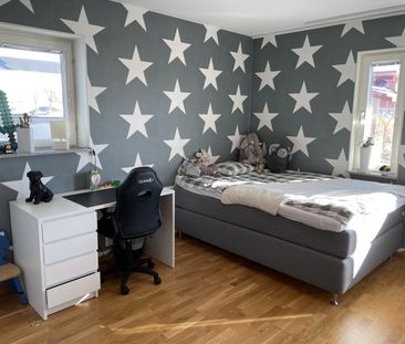 Modern 4:a med härlig utsikt - Photo 6