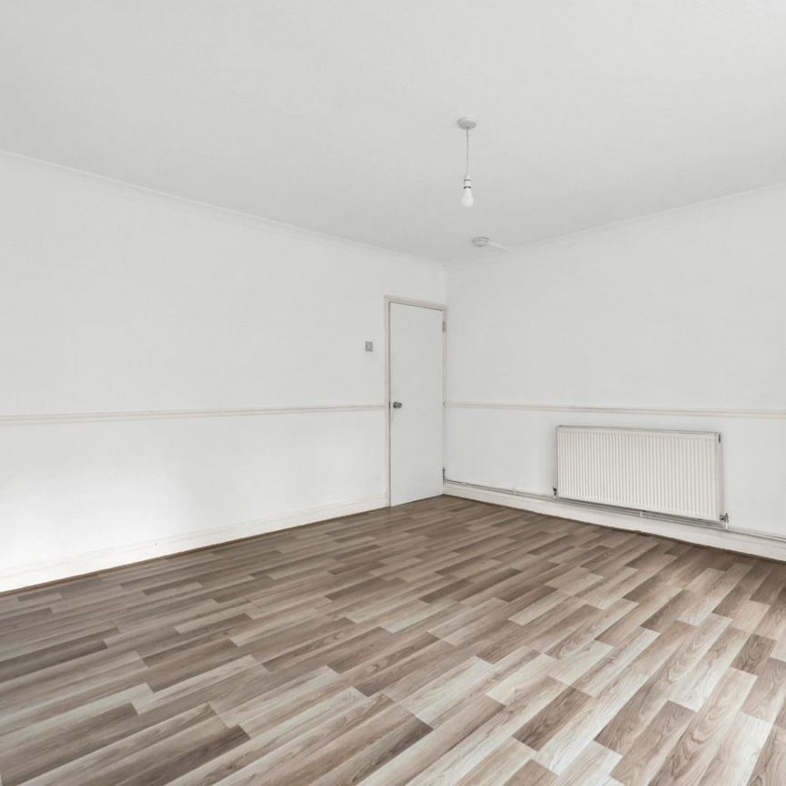 3 bedroom Flat To Let Total Size: 786 SQ FT - Photo 1