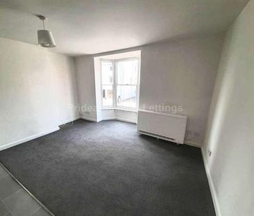 High Street, Lincoln, LN5 - Photo 1