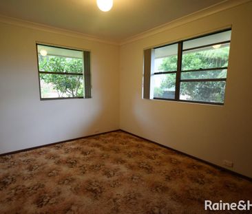 Looking for a Sea Change? - Photo 2