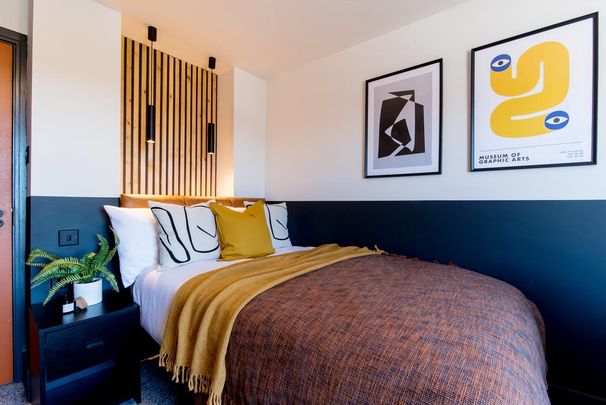 6 bedroom terraced house to rent - Photo 1