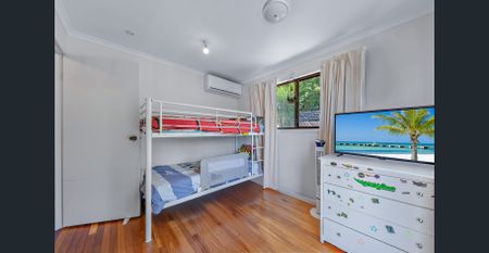 Affordable upstairs 2 bedroom unit - Photo 3