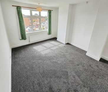 2 Bedroom House to Rent in Leys Road, Wellingborough, Northants, NN8 - Photo 3