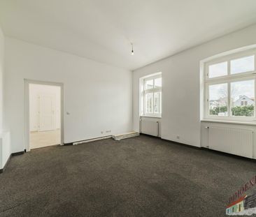 Exklusiv und perfekt aufgeteilte Wohnung mit 3 Zimmer + südostseiti... - Foto 1