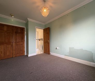 4 bedroom terraced house to rent - Photo 6