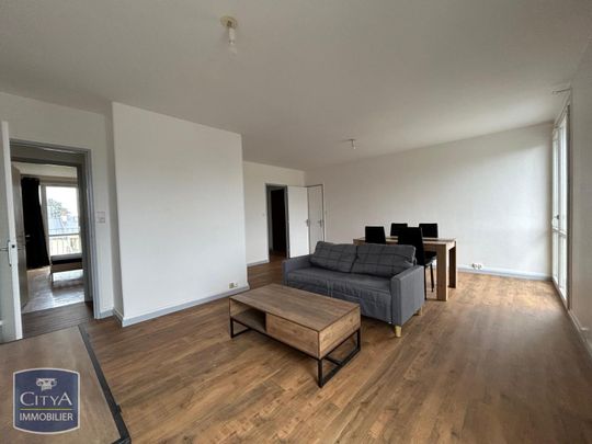 Location Appartement 4 pièces 84m² CHATEAUROUX 36000 - Photo 1