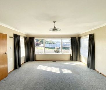 Levin - 2 Bedrooms - Photo 2