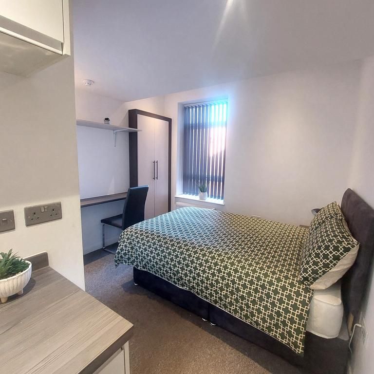 1 bedroom house of multiple occupation to rent - Photo 1