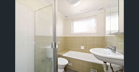 2 Bedroom Apartment Conveniently Located - Photo 5